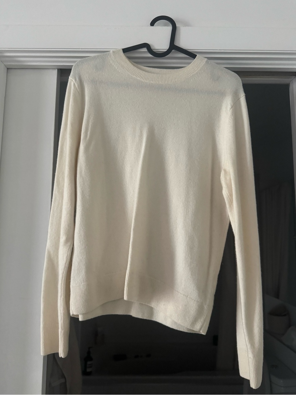 UNIQLO Cream Crewneck Sweater